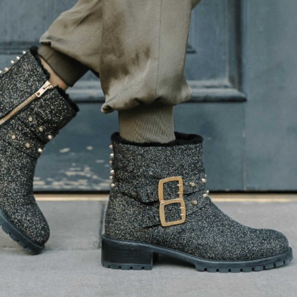Ross and Snow Womens Stefana Genuine Shearling Lined Weatherproof Glitter Boots